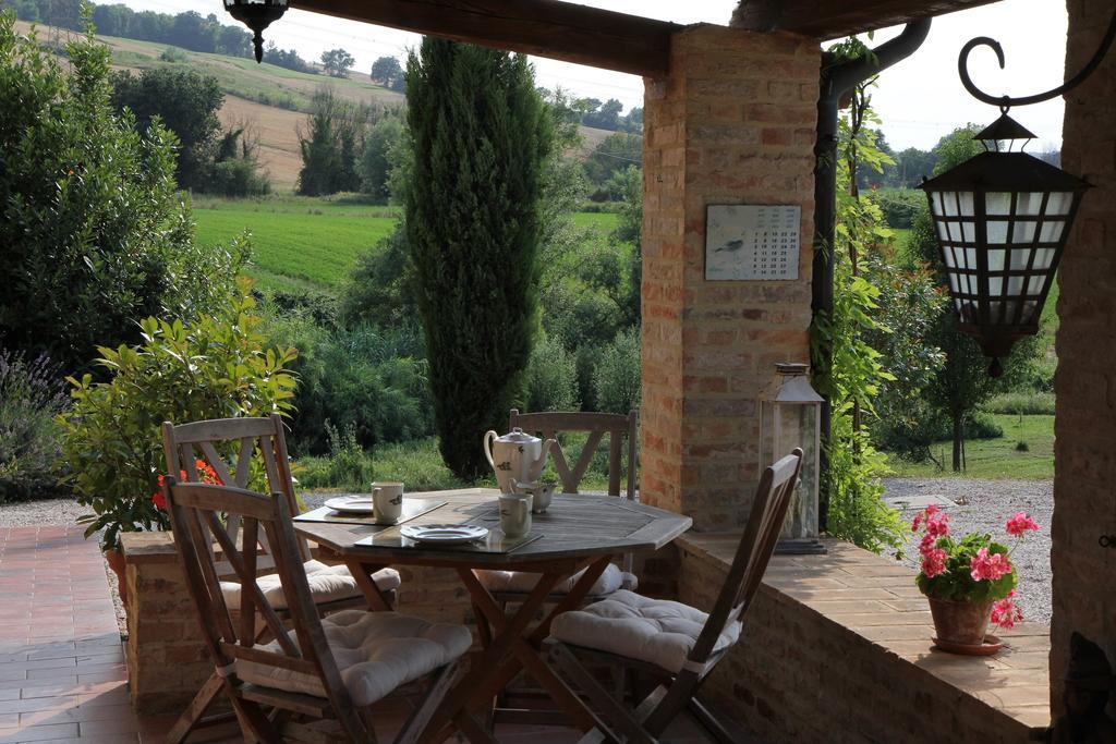 Casa Sorgente Bed and Breakfast San Costanzo Eksteriør billede